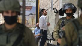 مستوطنون يقتحمون نبع وتل السلطان في أريحا بحماية جيش الاحتلال الإسرائيلي.