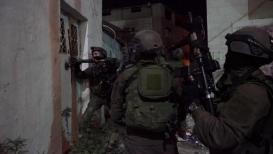 قوات الاحتلال تعتقل إبراهيم بشكار من منطقة المساكن الشعبية في نابلس