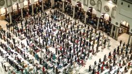 صور| لصلاة التراويح من الجامع الأزهر في العاصمة المصرية القاهرة وسط إجراءات التباعد والوقاية من فيروس كورونا