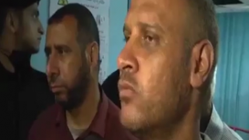 #شاهد | أب يروي تفاصيل المجزرة التي حدثت مع أولاده وزوجته في مخيم الشاطئ غرب غزة.