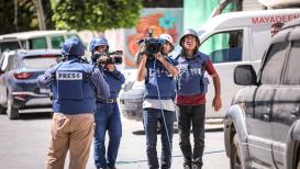 صور الصحافيين أثناء العدوان الأخير على غزة بعدسة/ عطية درويش