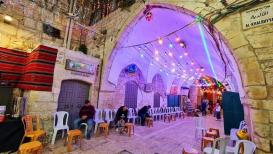 صور من أزقة القدس المحتلة فجراً