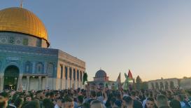 المرابطون يؤدون صلاة العيد في المسجد الأقصى المبارك