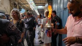 فعاليات الاحتفالات المسيحية بـ"سبت النور" في كنيسة القيامة