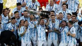 الأرجنتين تهزم البرازيل وتتوج بطلا لـ ⁧ كوبا أمريكا 2021 ⁩ للمرة الـ15 في تاريخها بعد غياب 28 عاما