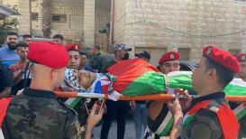تشييع جثمان الشهيد الطفل عماد حشاش ١٥ عاما بمراسم عسكرية في مخيم بلاطة بنابلس