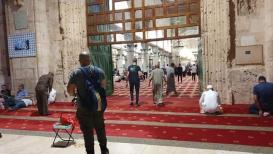 من أجواء صلاة الفجر اليوم السبت في المسجد الأقصى المبارك