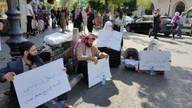 المتضامنين على دوار المنارة.jpg