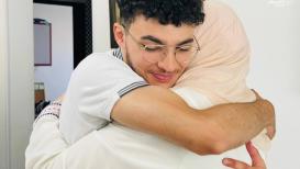 أجواء الفرحة من منزل الطالب المقدسي محمد هشام شويكي والذي حصد المركز الأول على الفرع العلمي بمعدل 99.7%