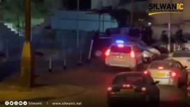 وحدة من المستعربين تشارك في اقتحام حي بئر أيوب ببلدة سلوان.