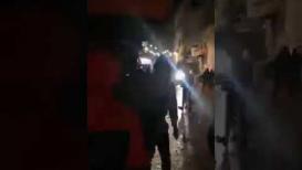 اندلاع مواجهات بين عشرات الشبان والأجهزة الأمنية الفلسطينية في مخيم جنين