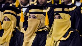 الطالبات في المقدمة.. تفاصيل أول حفل تخرج تحت حكم طالبان