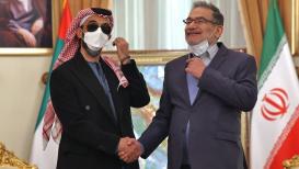 في زيارة نادرة.. مستشار الأمن القومي الإماراتي طحنون بن زايد يزور إيران ويلتقي بنظيره علي شمخاني في طهران