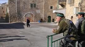 الخليل -دعم المستوطنين.jpg