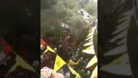 لحظة إطلاق النار على جنازة الشاب حمزة شاهين في البرج الشمالي جنوب لبنان