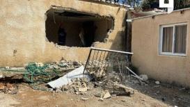 الاحتلال يجبر عائلة شوامرة على هدم منزلها في بلدة بيت حنينا شمال القدس المحتلة