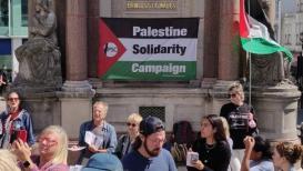 وقفة تضامنية مع فلسطين في مدينة "برايتون" البريطانية
