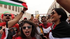 الجماهير المغربية تستعد لمباراة منتخبها أمام البرتغال في ربع نهائي كأس العالم