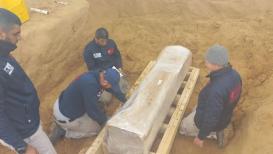 اكتشاف تابوت رصاصي في غزة يعود للعصر الروماني بالقرن الأول الميلادي