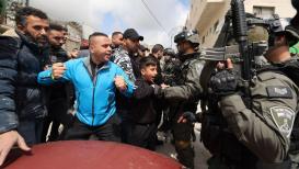 تصدي الفلسطينيين لقوات الاحتلال والمستوطنين في بلدة حوارة بنابلس