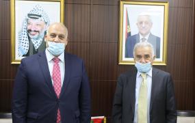 المستشار عيسى أبو شرار.jpg