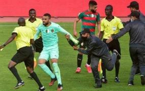 اعتداء لاعبي مولودية الجزائري