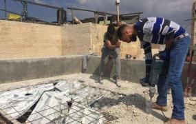 الاحتلال يجبر عائلة زيادة على هدم منزلها في القدس