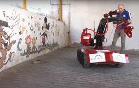 روبوت لإطفاء الحرائق
