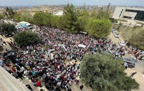 وقفة بيرزيت (2).jpg