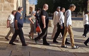 اقتحامات المستوطنين (3).jpg