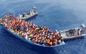 نجاة مواطنين مهاجرين.jpg