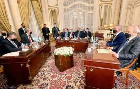 لقاء القاهرة (2).jpg