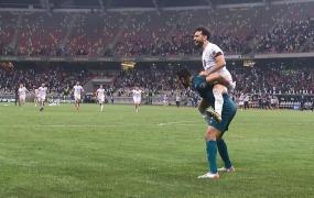 محمد صلاح خلال احتفاله بالفوز