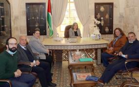 وزيرة السياحة