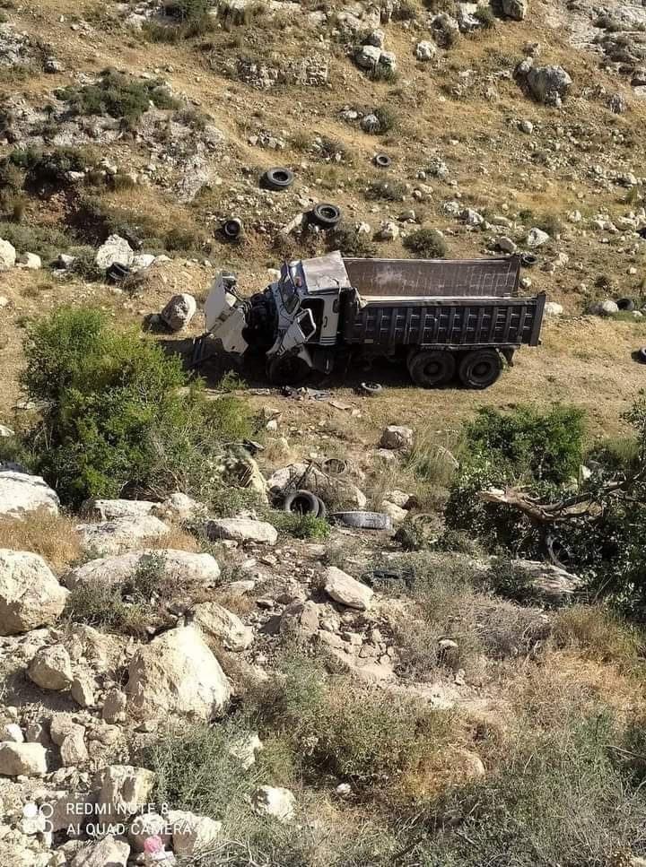 انفلاب شاحنة 1.jpg