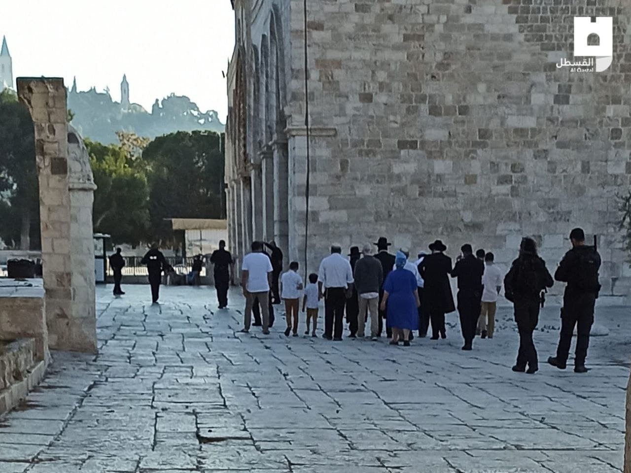 اقتحامات المستوطنين (2).jpg