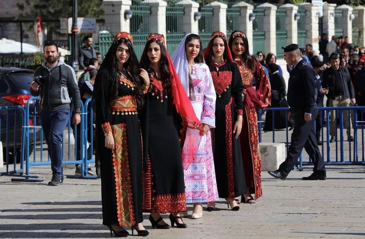 أعياد الميلاد (5).jpg